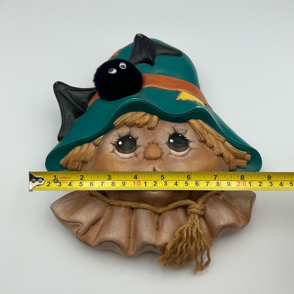 Hand-Painted Ceramic Scarecrow Wall Decor - Picture 4 of 6